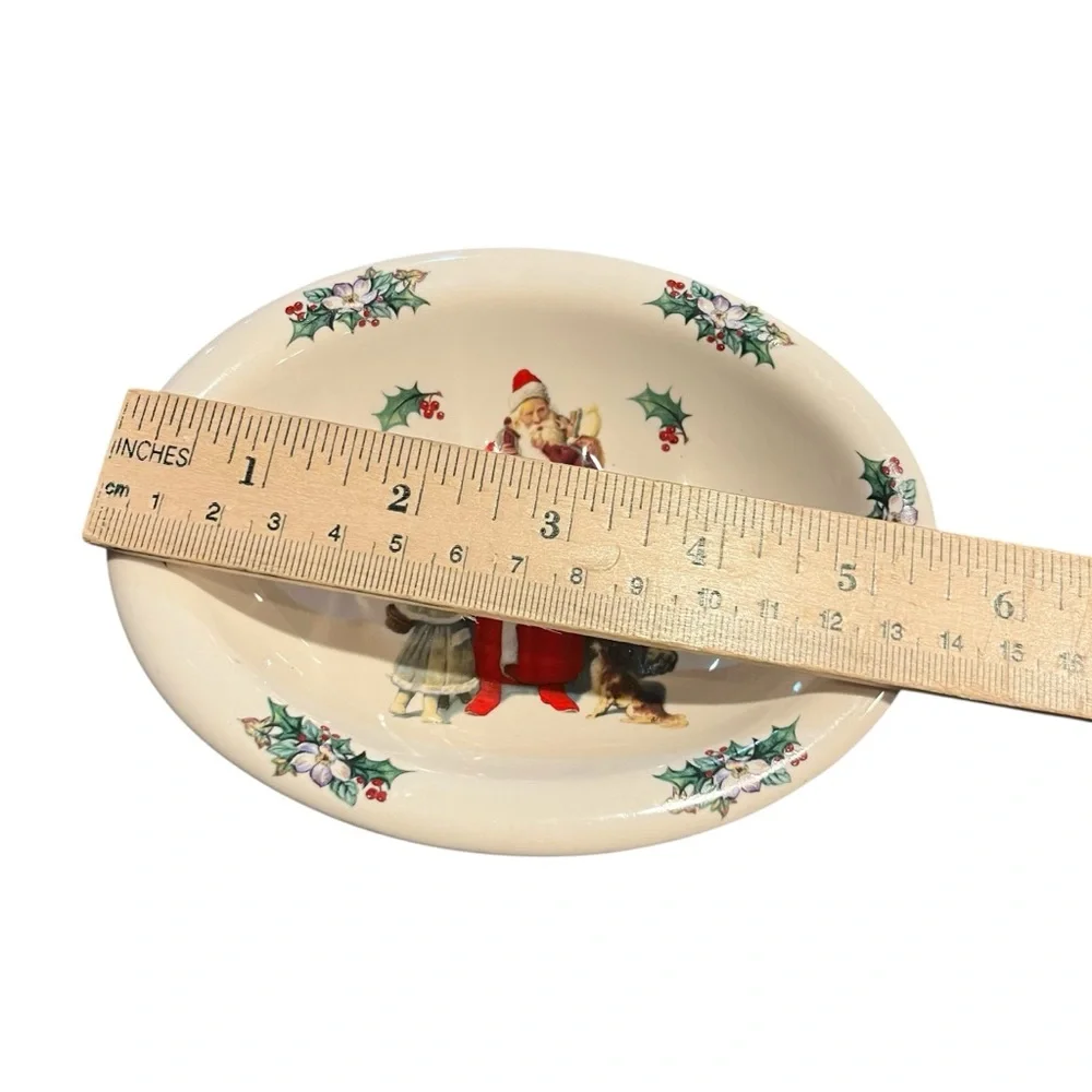 Christmas Santa Soap dish Made In England Crowne Oakes Designs